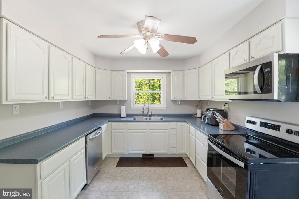 19134 DUPONT LN, JEFFERSONTON, Virginia 22724, 3 Bedrooms Bedrooms, ,2 BathroomsBathrooms,Residential,19134 DUPONT LN,VACU2013438 MLS # VACU2013438