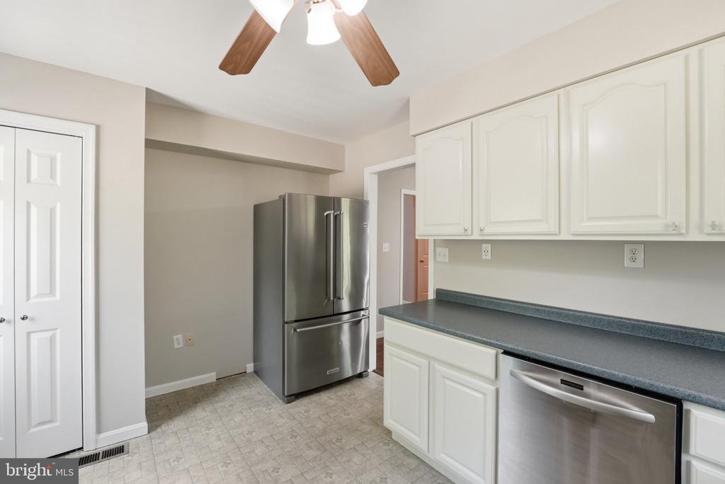 19134 DUPONT LN, JEFFERSONTON, Virginia 22724, 3 Bedrooms Bedrooms, ,2 BathroomsBathrooms,Residential,19134 DUPONT LN,VACU2013438 MLS # VACU2013438