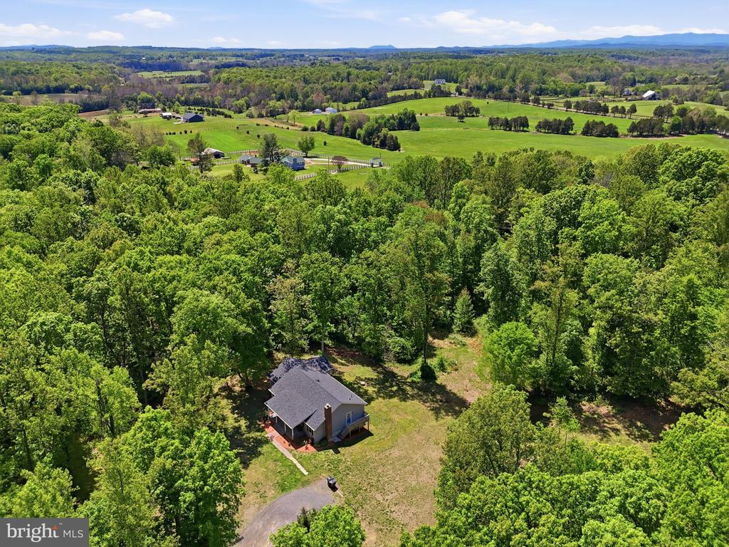 19134 DUPONT LN, JEFFERSONTON, Virginia 22724, 3 Bedrooms Bedrooms, ,2 BathroomsBathrooms,Residential,19134 DUPONT LN,VACU2013438 MLS # VACU2013438