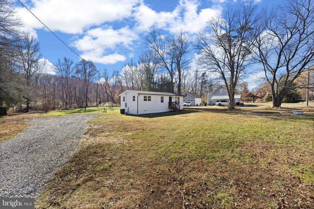 3366 LAVUE LN, FREDERICKSBURG, Virginia 22408, 3 Bedrooms Bedrooms, ,1 BathroomBathrooms,Residential,3366 LAVUE LN,VASP2041406 MLS # VASP2041406