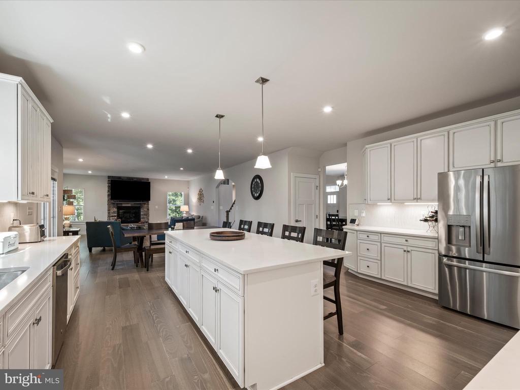11710 SOUTHVIEW CT, SPOTSYLVANIA, Virginia 22551, 5 Bedrooms Bedrooms, ,3 BathroomsBathrooms,Residential,11710 SOUTHVIEW CT,VASP2041412 MLS # VASP2041412