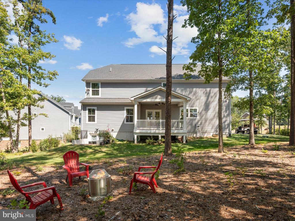 11710 SOUTHVIEW CT, SPOTSYLVANIA, Virginia 22551, 5 Bedrooms Bedrooms, ,3 BathroomsBathrooms,Residential,11710 SOUTHVIEW CT,VASP2041412 MLS # VASP2041412