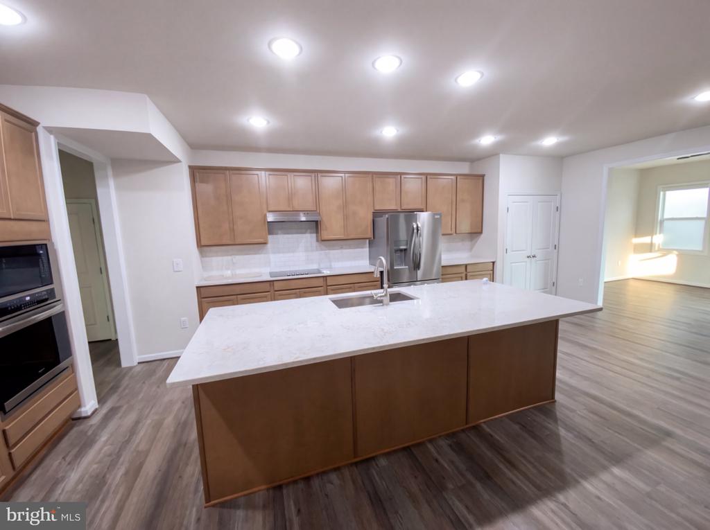 11708 ROBINS WOOD, SPOTSYLVANIA, Virginia 22551, 5 Bedrooms Bedrooms, ,4 BathroomsBathrooms,Residential,11708 ROBINS WOOD,VASP2041420 MLS # VASP2041420