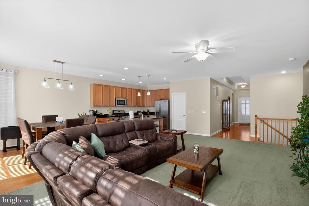 1709 HUDGINS FARM CIR, FREDERICKSBURG, Virginia 22408, 4 Bedrooms Bedrooms, ,3 BathroomsBathrooms,Residential,1709 HUDGINS FARM CIR,VASP2041344 MLS # VASP2041344