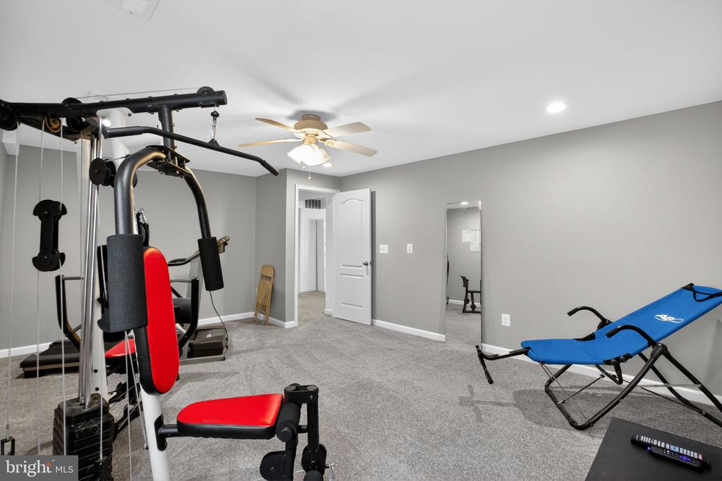 1709 HUDGINS FARM CIR, FREDERICKSBURG, Virginia 22408, 4 Bedrooms Bedrooms, ,3 BathroomsBathrooms,Residential,1709 HUDGINS FARM CIR,VASP2041344 MLS # VASP2041344