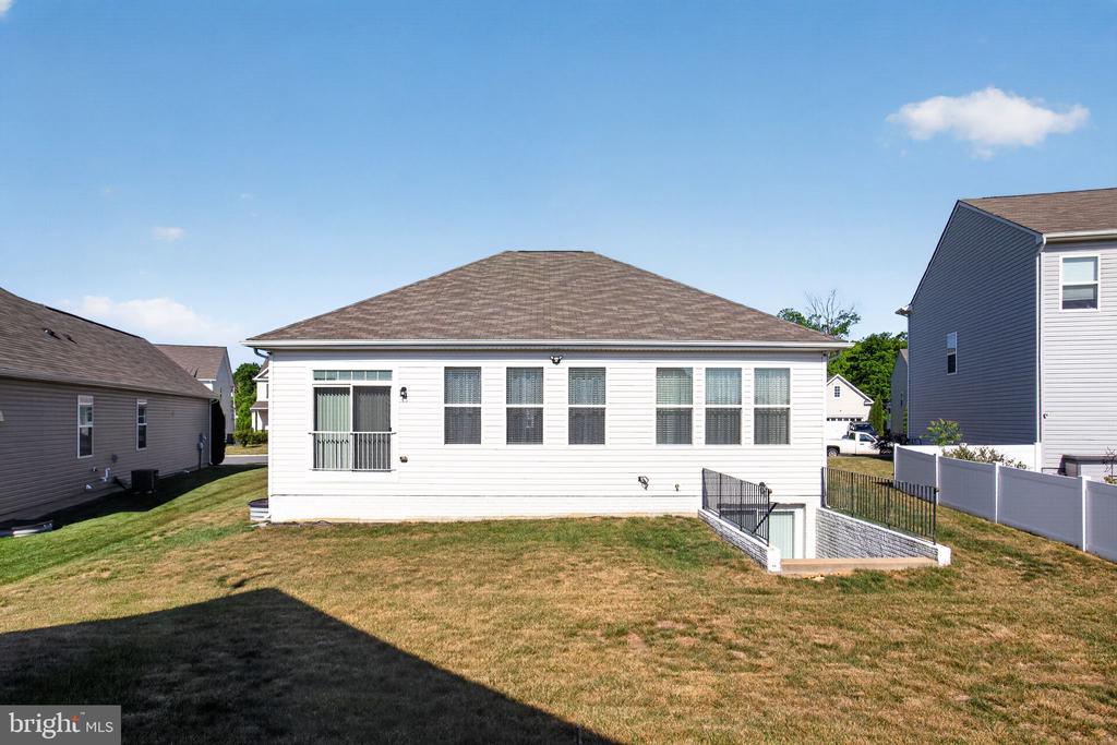 1709 HUDGINS FARM CIR, FREDERICKSBURG, Virginia 22408, 4 Bedrooms Bedrooms, ,3 BathroomsBathrooms,Residential,1709 HUDGINS FARM CIR,VASP2041344 MLS # VASP2041344