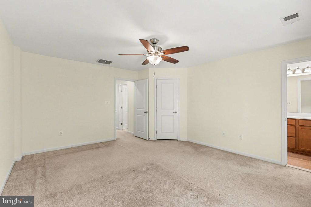 4604 ALLIANCE WAY, FREDERICKSBURG, Virginia 22408, 3 Bedrooms Bedrooms, ,3 BathroomsBathrooms,Residential,4604 ALLIANCE WAY,VASP2041362 MLS # VASP2041362