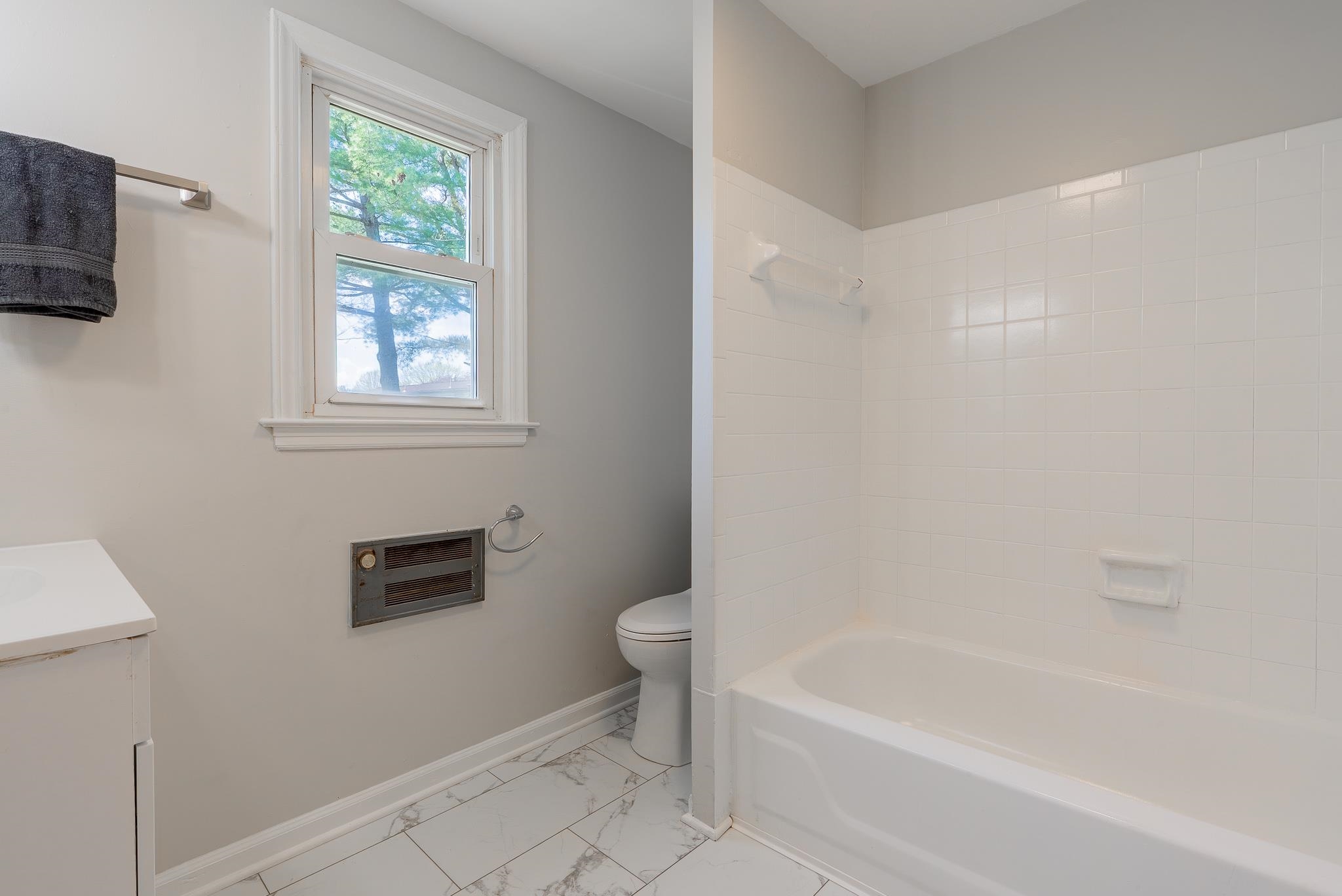 329 DUTCH LN, MOUNT JACKSON, Virginia 22842, 3 Bedrooms Bedrooms, ,1 BathroomBathrooms,Residential,329 DUTCH LN,675467 MLS # 675467