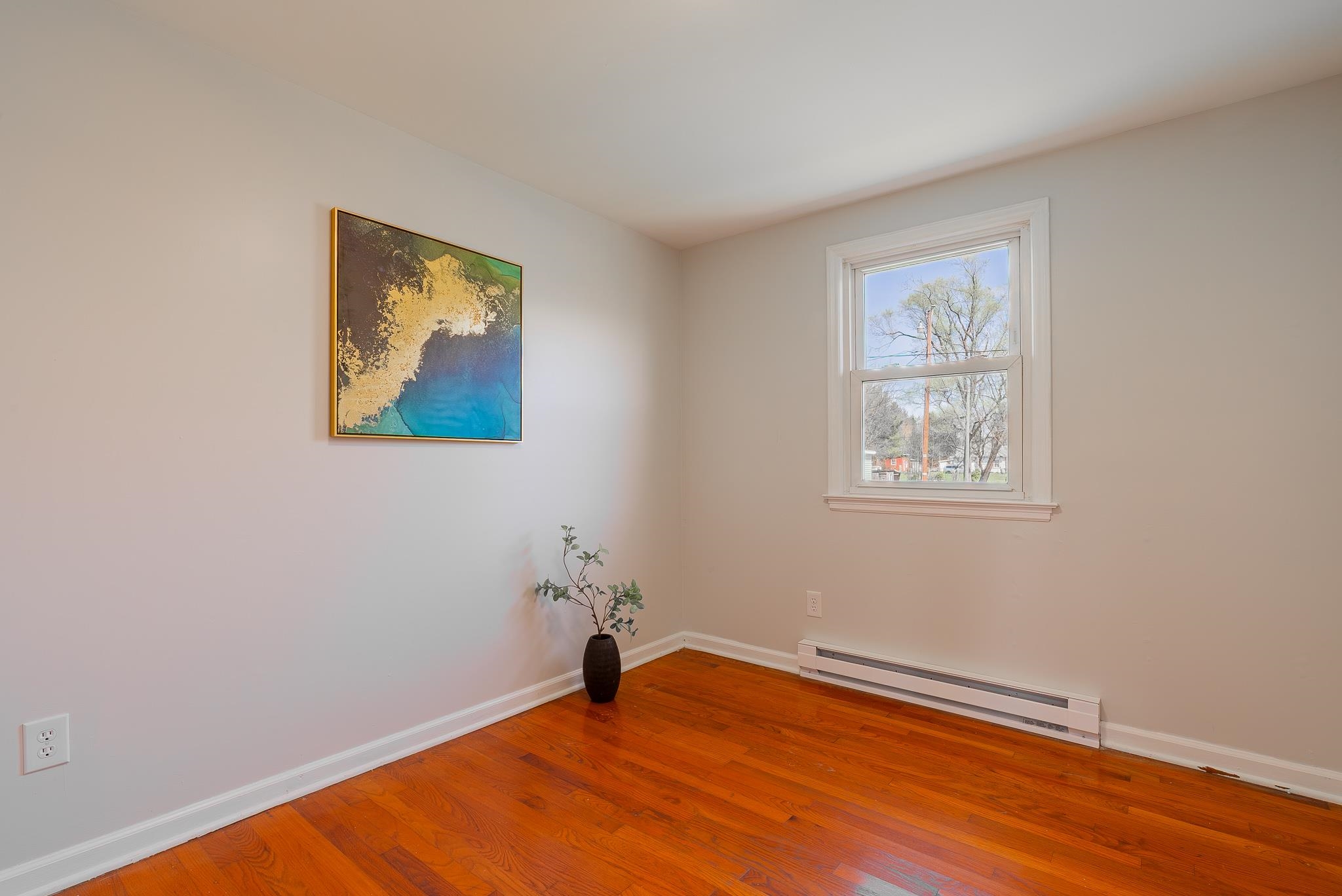 329 DUTCH LN, MOUNT JACKSON, Virginia 22842, 3 Bedrooms Bedrooms, ,1 BathroomBathrooms,Residential,329 DUTCH LN,675467 MLS # 675467