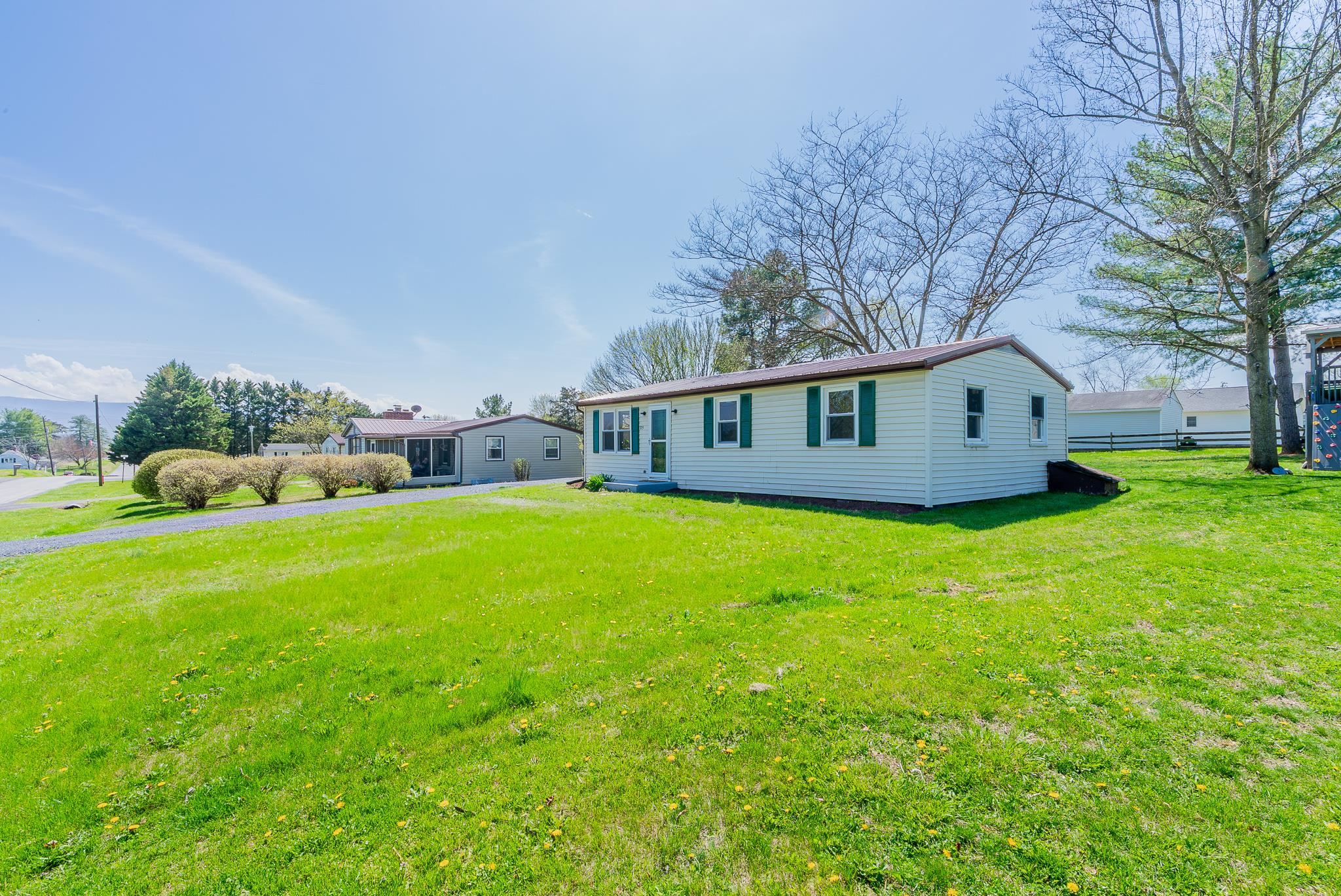 329 DUTCH LN, MOUNT JACKSON, Virginia 22842, 3 Bedrooms Bedrooms, ,1 BathroomBathrooms,Residential,329 DUTCH LN,675467 MLS # 675467