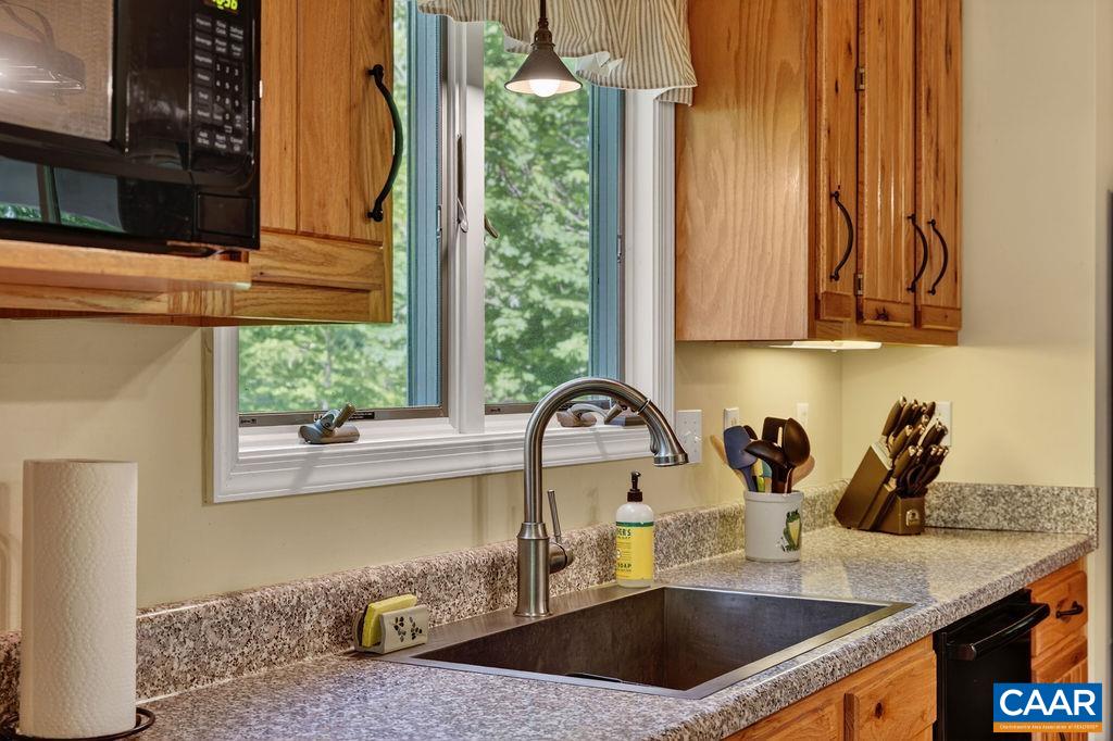 93 HONEY LOCUST LN, NELLYSFORD, Virginia 22958, 3 Bedrooms Bedrooms, ,3 BathroomsBathrooms,Residential,93 HONEY LOCUST LN,676399 MLS # 676399