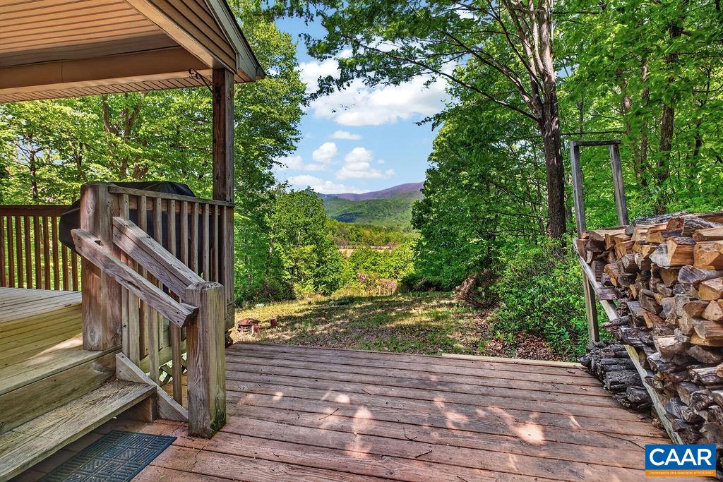 93 HONEY LOCUST LN, NELLYSFORD, Virginia 22958, 3 Bedrooms Bedrooms, ,3 BathroomsBathrooms,Residential,93 HONEY LOCUST LN,676399 MLS # 676399