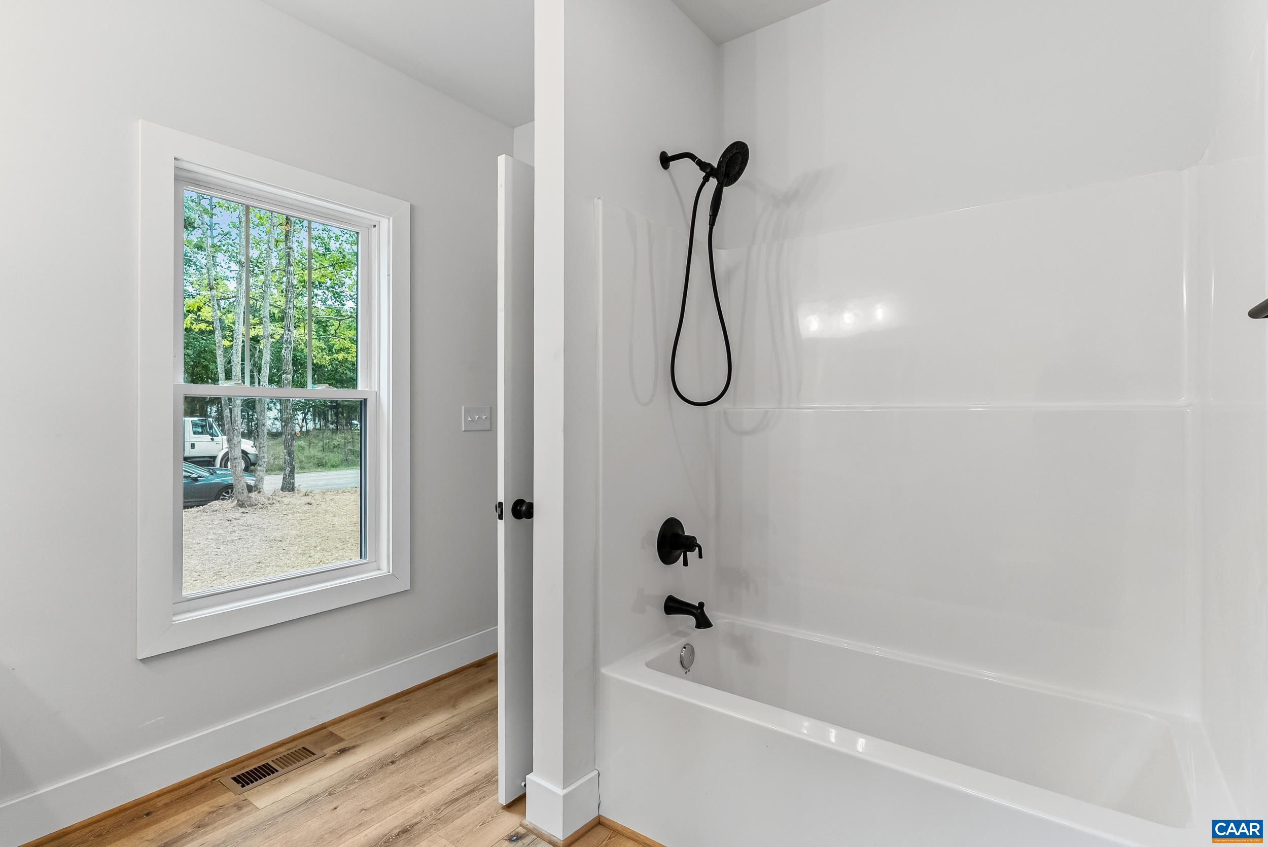 594 COMMUNITY RD, DILLWYN, Virginia 23936, 3 Bedrooms Bedrooms, ,2 BathroomsBathrooms,Residential,594 COMMUNITY RD,676415 MLS # 676415