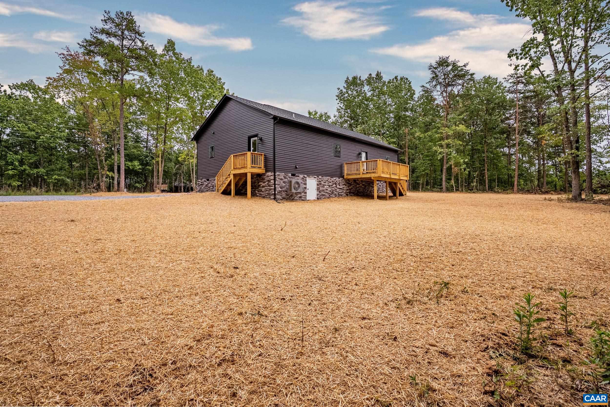 594 COMMUNITY RD, DILLWYN, Virginia 23936, 3 Bedrooms Bedrooms, ,2 BathroomsBathrooms,Residential,594 COMMUNITY RD,676415 MLS # 676415