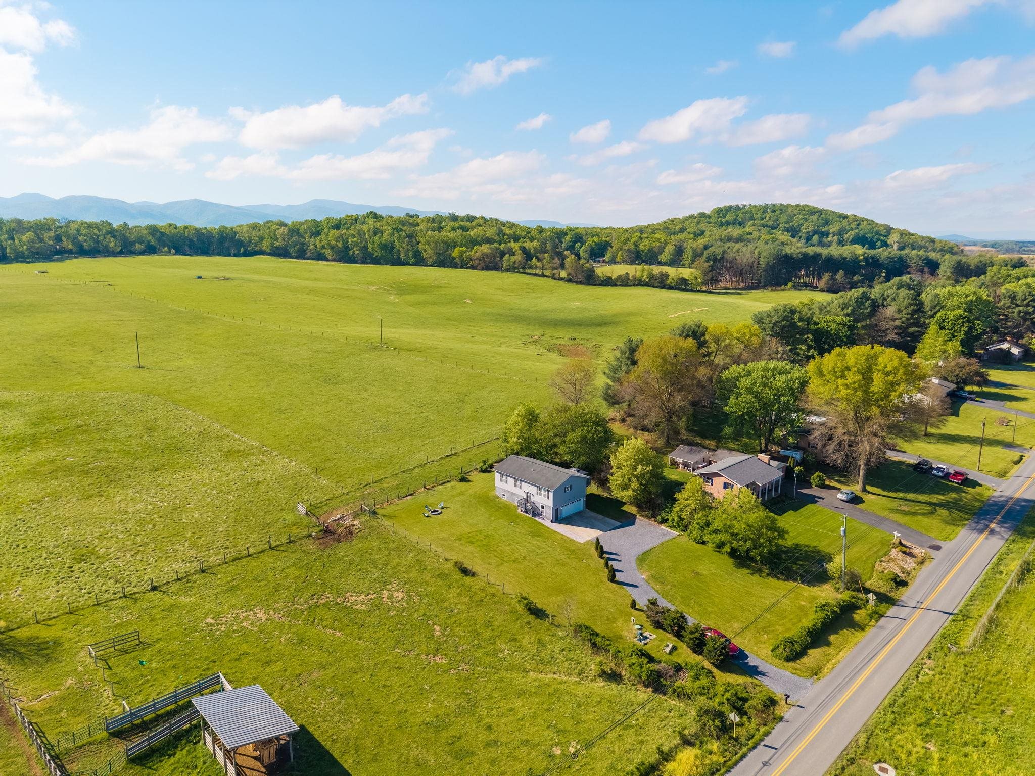3751 PINEVILLE RD, PORT REPUBLIC, Virginia 24471, 3 Bedrooms Bedrooms, ,3 BathroomsBathrooms,Residential,3751 PINEVILLE RD,676416 MLS # 676416