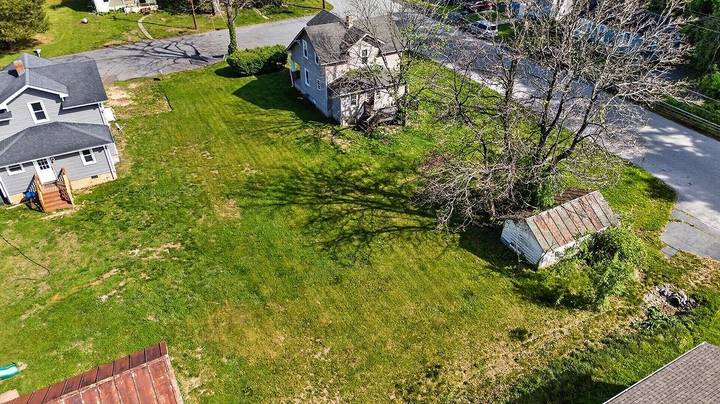 181 GUN ST, WAYNESBORO, Virginia 22980, 3 Bedrooms Bedrooms, ,1 BathroomBathrooms,Residential,181 GUN ST,676421 MLS # 676421