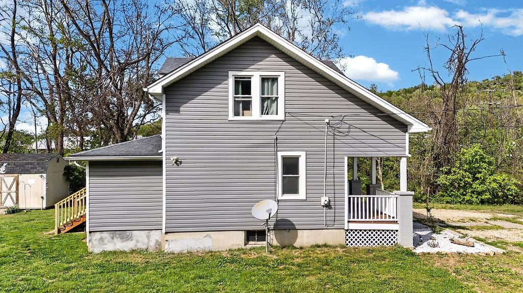 181 GUN ST, WAYNESBORO, Virginia 22980, 3 Bedrooms Bedrooms, ,1 BathroomBathrooms,Residential,181 GUN ST,676421 MLS # 676421