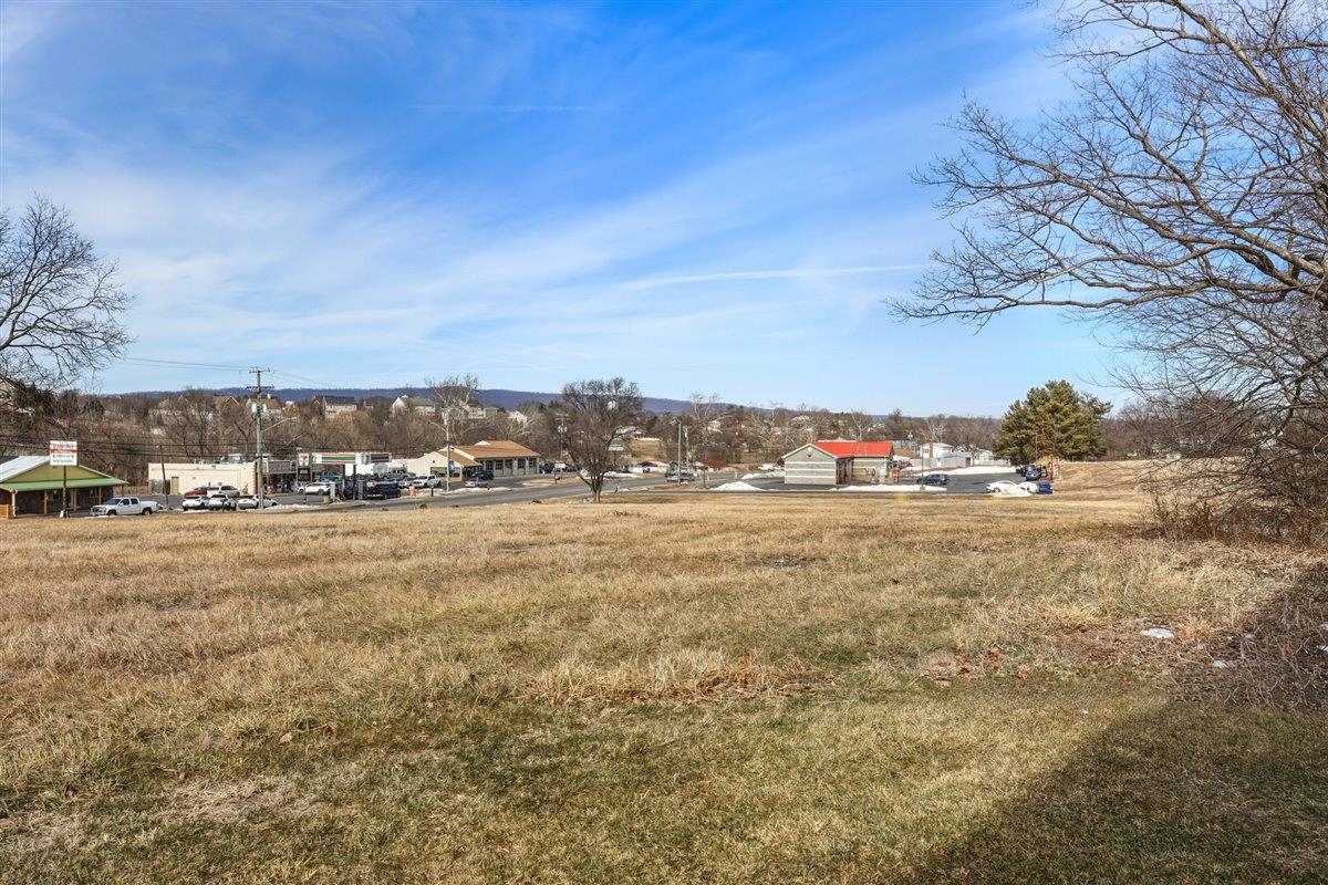301 S MAIN ST, BROADWAY, Virginia 22815, ,Land,301 S MAIN ST,676434 MLS # 676434
