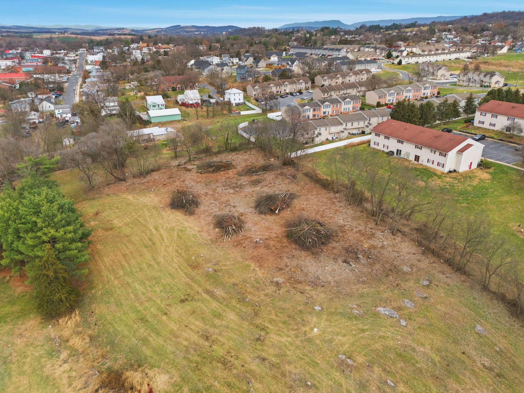 301 S MAIN ST, BROADWAY, Virginia 22815, ,Land,301 S MAIN ST,676435 MLS # 676435