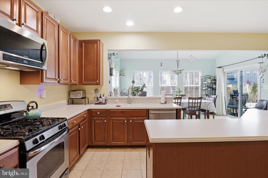 3969 LAKE ASHBY CT, WARRENTON, Virginia 20187, 4 Bedrooms Bedrooms, ,3 BathroomsBathrooms,Residential,3969 LAKE ASHBY CT,VAFQ2021184 MLS # VAFQ2021184