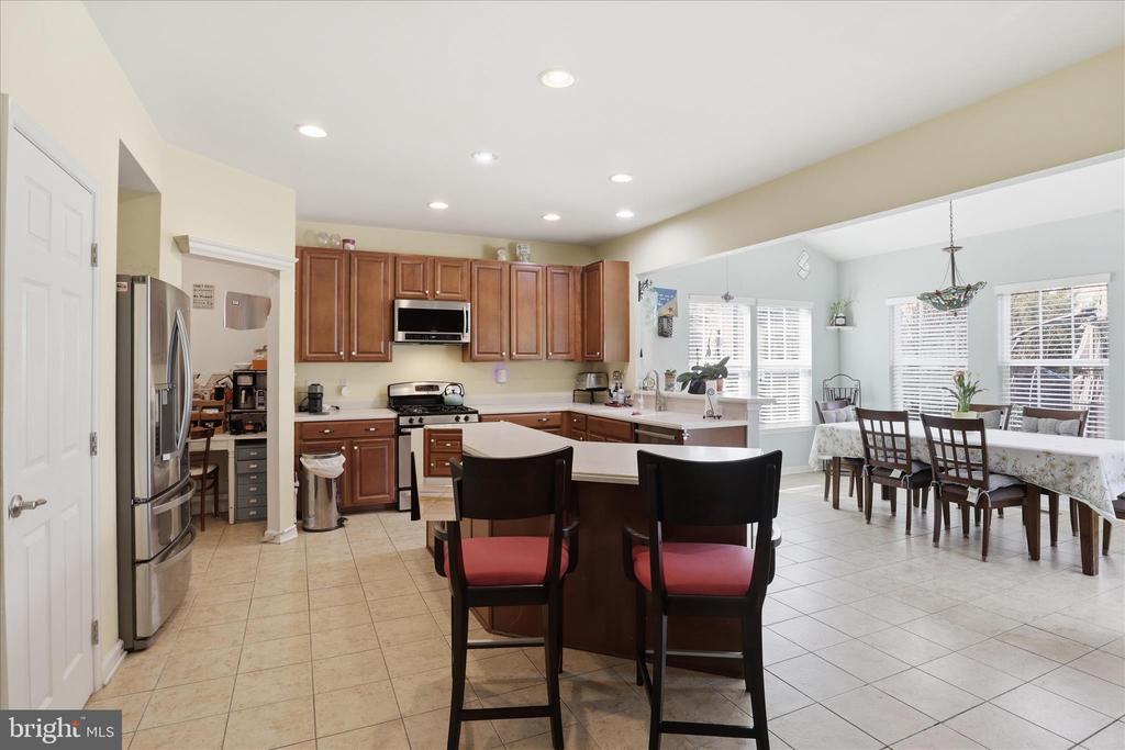 3969 LAKE ASHBY CT, WARRENTON, Virginia 20187, 4 Bedrooms Bedrooms, ,3 BathroomsBathrooms,Residential,3969 LAKE ASHBY CT,VAFQ2021184 MLS # VAFQ2021184