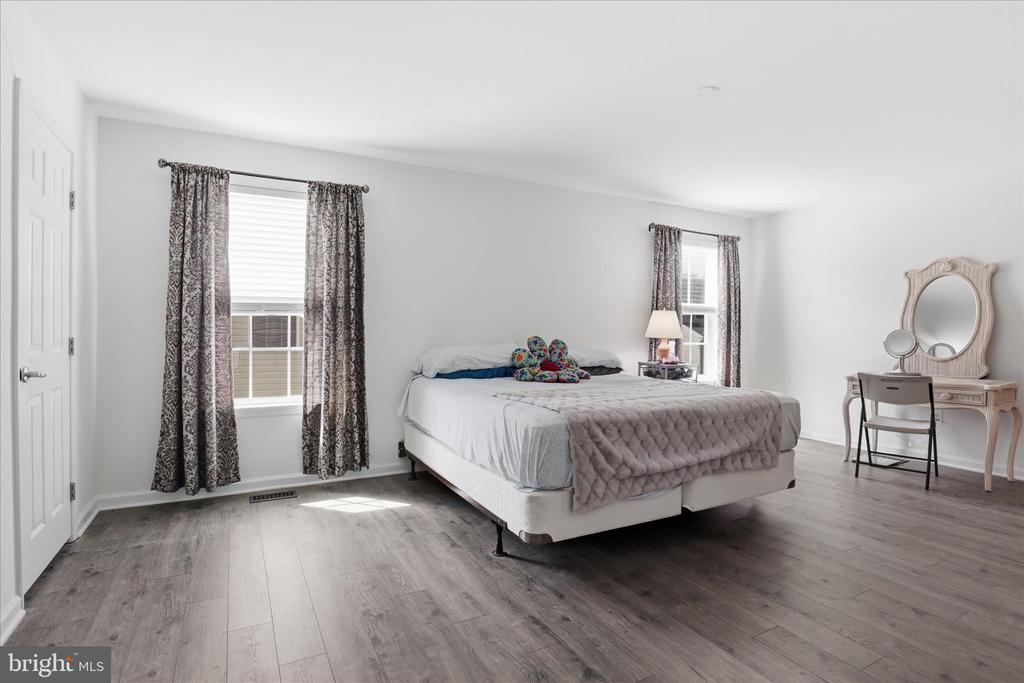 3969 LAKE ASHBY CT, WARRENTON, Virginia 20187, 4 Bedrooms Bedrooms, ,3 BathroomsBathrooms,Residential,3969 LAKE ASHBY CT,VAFQ2021184 MLS # VAFQ2021184