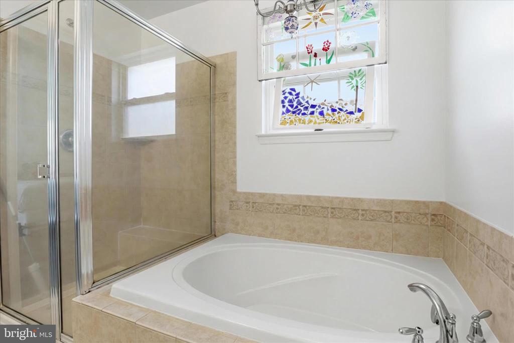 3969 LAKE ASHBY CT, WARRENTON, Virginia 20187, 4 Bedrooms Bedrooms, ,3 BathroomsBathrooms,Residential,3969 LAKE ASHBY CT,VAFQ2021184 MLS # VAFQ2021184