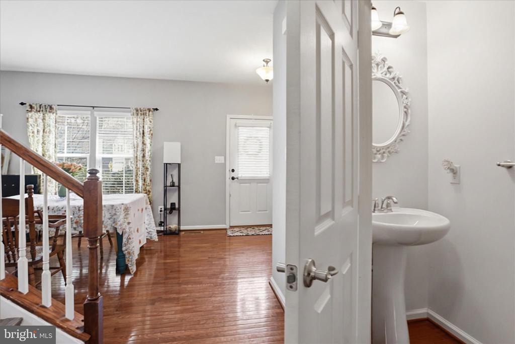 3969 LAKE ASHBY CT, WARRENTON, Virginia 20187, 4 Bedrooms Bedrooms, ,3 BathroomsBathrooms,Residential,3969 LAKE ASHBY CT,VAFQ2021184 MLS # VAFQ2021184