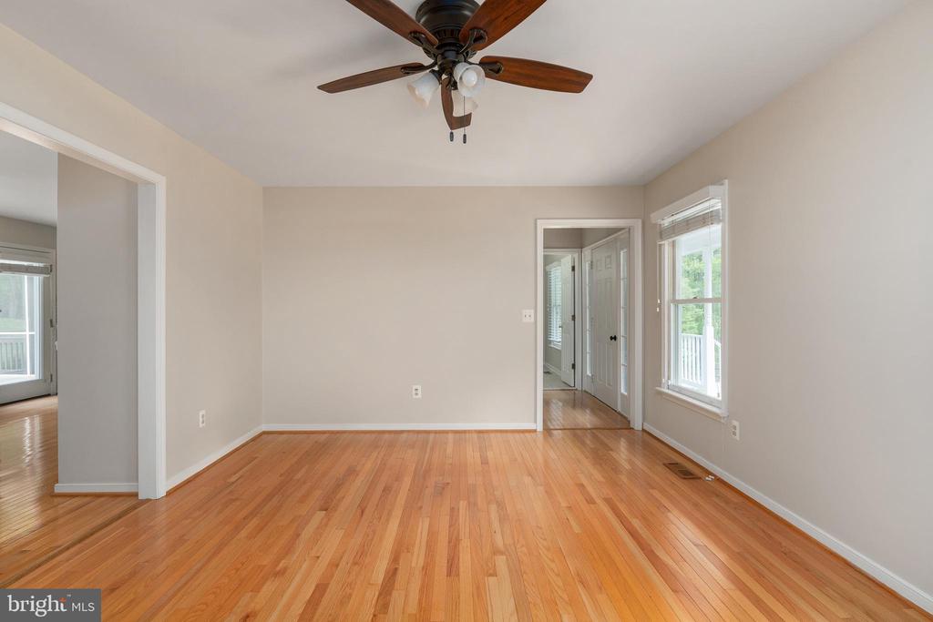 12446 BEAVER LODGE RD, STAFFORD, Virginia 22556, 4 Bedrooms Bedrooms, ,3 BathroomsBathrooms,Residential,12446 BEAVER LODGE RD,VAFQ2021556 MLS # VAFQ2021556
