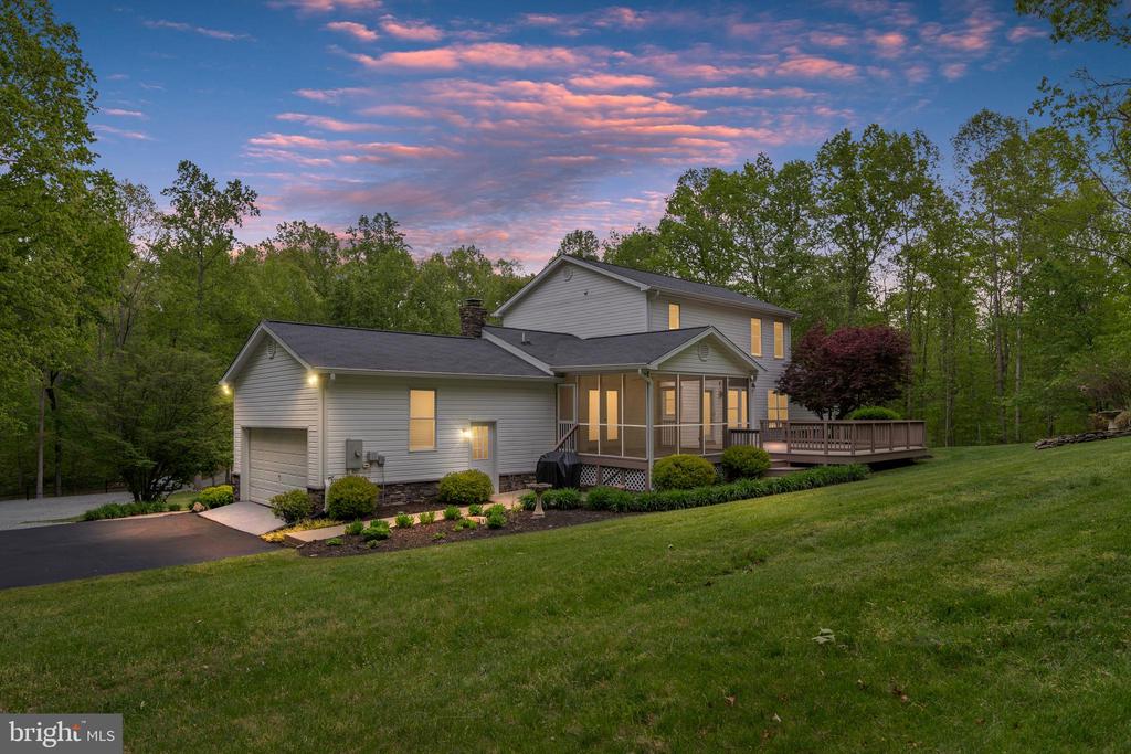 12446 BEAVER LODGE RD, STAFFORD, Virginia 22556, 4 Bedrooms Bedrooms, ,3 BathroomsBathrooms,Residential,12446 BEAVER LODGE RD,VAFQ2021556 MLS # VAFQ2021556