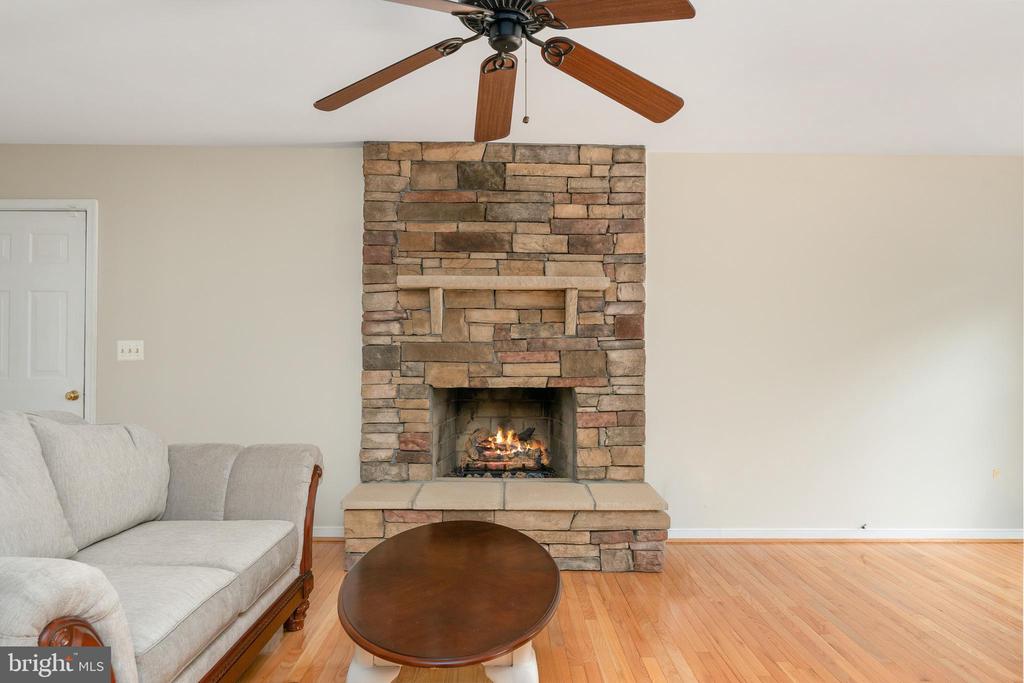 12446 BEAVER LODGE RD, STAFFORD, Virginia 22556, 4 Bedrooms Bedrooms, ,3 BathroomsBathrooms,Residential,12446 BEAVER LODGE RD,VAFQ2021556 MLS # VAFQ2021556