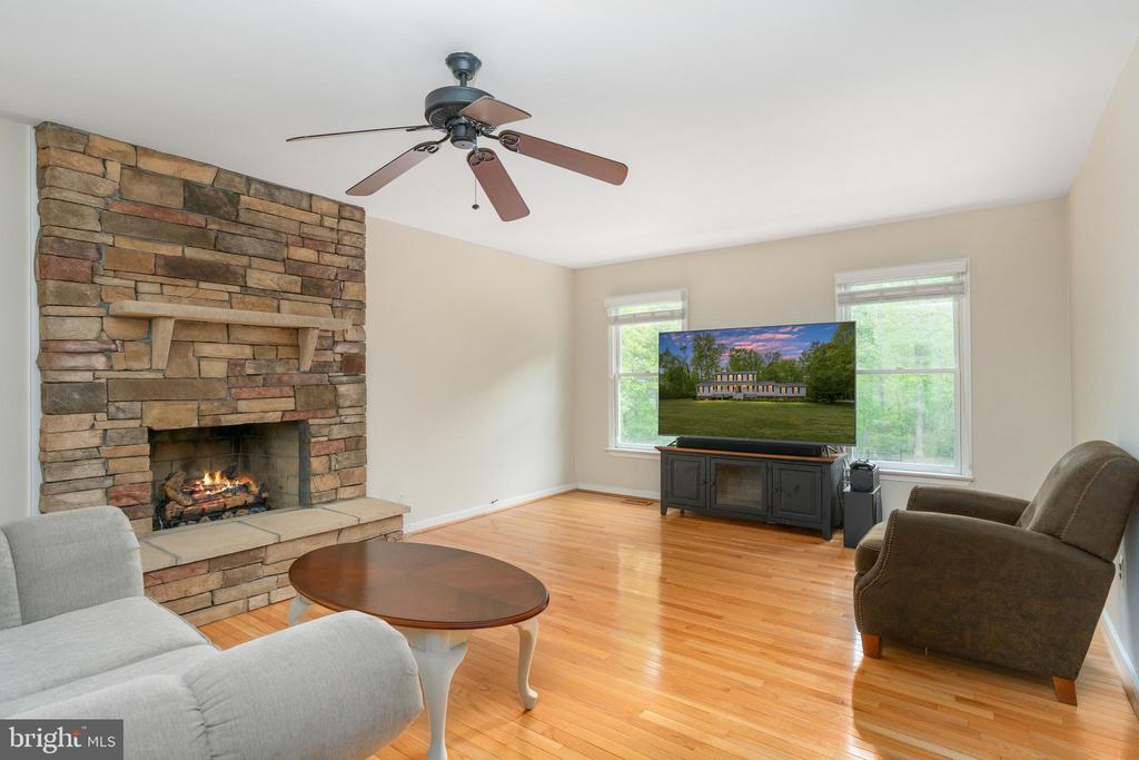 12446 BEAVER LODGE RD, STAFFORD, Virginia 22556, 4 Bedrooms Bedrooms, ,3 BathroomsBathrooms,Residential,12446 BEAVER LODGE RD,VAFQ2021556 MLS # VAFQ2021556
