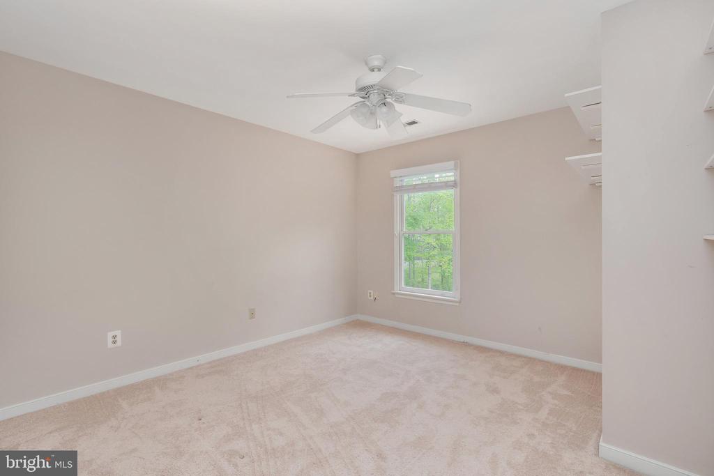 12446 BEAVER LODGE RD, STAFFORD, Virginia 22556, 4 Bedrooms Bedrooms, ,3 BathroomsBathrooms,Residential,12446 BEAVER LODGE RD,VAFQ2021556 MLS # VAFQ2021556