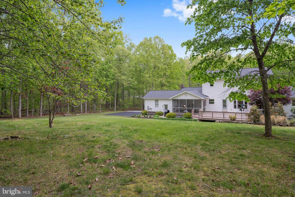 12446 BEAVER LODGE RD, STAFFORD, Virginia 22556, 4 Bedrooms Bedrooms, ,3 BathroomsBathrooms,Residential,12446 BEAVER LODGE RD,VAFQ2021556 MLS # VAFQ2021556