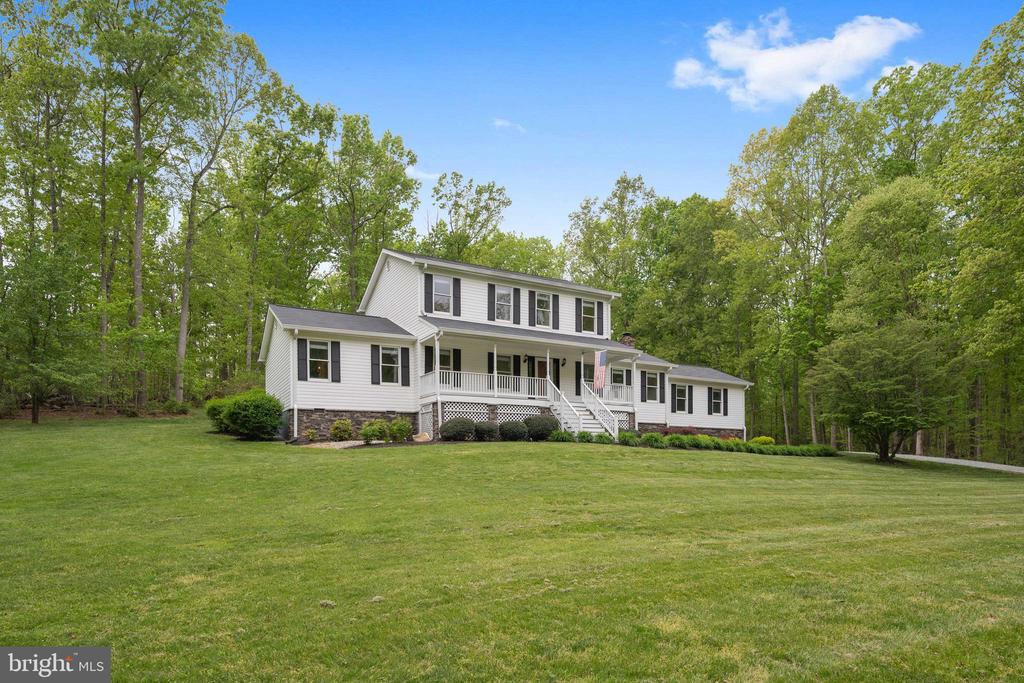 12446 BEAVER LODGE RD, STAFFORD, Virginia 22556, 4 Bedrooms Bedrooms, ,3 BathroomsBathrooms,Residential,12446 BEAVER LODGE RD,VAFQ2021556 MLS # VAFQ2021556