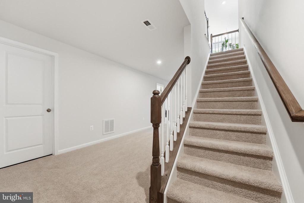 6520 WILD ORCHID CT, FREDERICKSBURG, Virginia 22407, 4 Bedrooms Bedrooms, ,3 BathroomsBathrooms,Residential,6520 WILD ORCHID CT,VASP2041024 MLS # VASP2041024