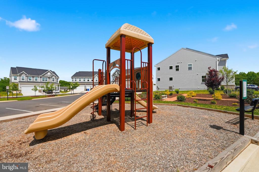 6520 WILD ORCHID CT, FREDERICKSBURG, Virginia 22407, 4 Bedrooms Bedrooms, ,3 BathroomsBathrooms,Residential,6520 WILD ORCHID CT,VASP2041024 MLS # VASP2041024