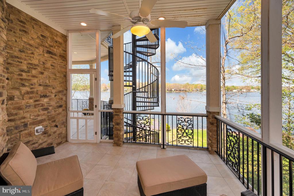 206 MADISON CIR, LOCUST GROVE, Virginia 22508, 6 Bedrooms Bedrooms, ,5 BathroomsBathrooms,Residential,206 MADISON CIR,VAOR2013758 MLS # VAOR2013758