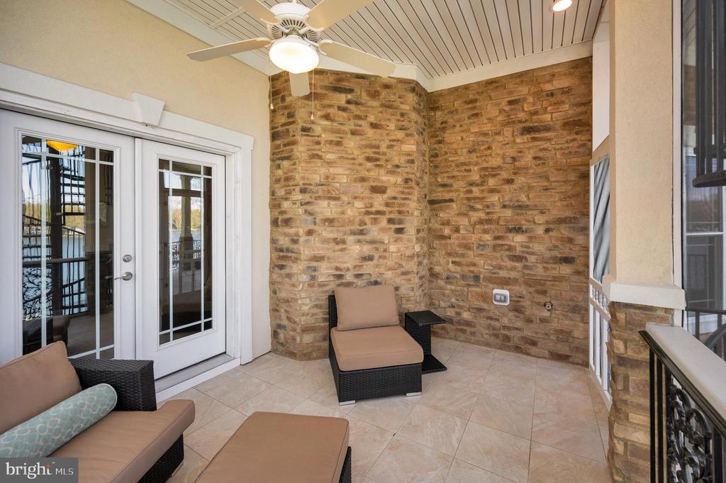 206 MADISON CIR, LOCUST GROVE, Virginia 22508, 6 Bedrooms Bedrooms, ,5 BathroomsBathrooms,Residential,206 MADISON CIR,VAOR2013758 MLS # VAOR2013758