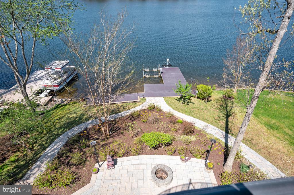206 MADISON CIR, LOCUST GROVE, Virginia 22508, 6 Bedrooms Bedrooms, ,5 BathroomsBathrooms,Residential,206 MADISON CIR,VAOR2013758 MLS # VAOR2013758