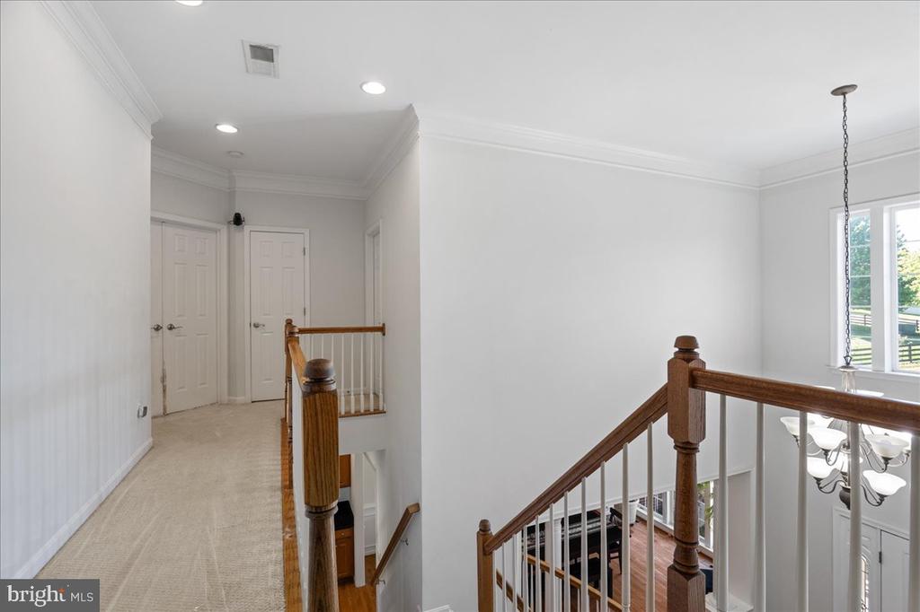 5570 CATTAIL CT, WARRENTON, Virginia 20187, 4 Bedrooms Bedrooms, ,3 BathroomsBathrooms,Residential,5570 CATTAIL CT,VAFQ2021726 MLS # VAFQ2021726