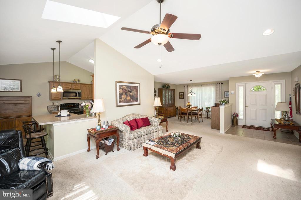2908 LAKEVIEW PKWY, LOCUST GROVE, Virginia 22508, 3 Bedrooms Bedrooms, ,2 BathroomsBathrooms,Residential,2908 LAKEVIEW PKWY,VAOR2013746 MLS # VAOR2013746