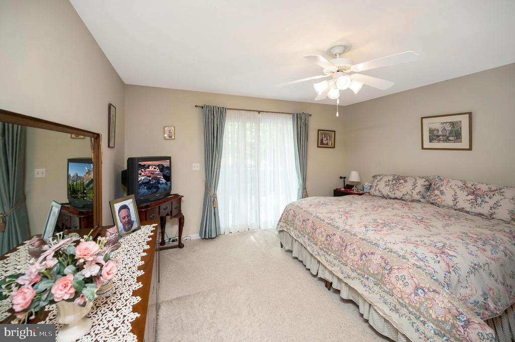 2908 LAKEVIEW PKWY, LOCUST GROVE, Virginia 22508, 3 Bedrooms Bedrooms, ,2 BathroomsBathrooms,Residential,2908 LAKEVIEW PKWY,VAOR2013746 MLS # VAOR2013746