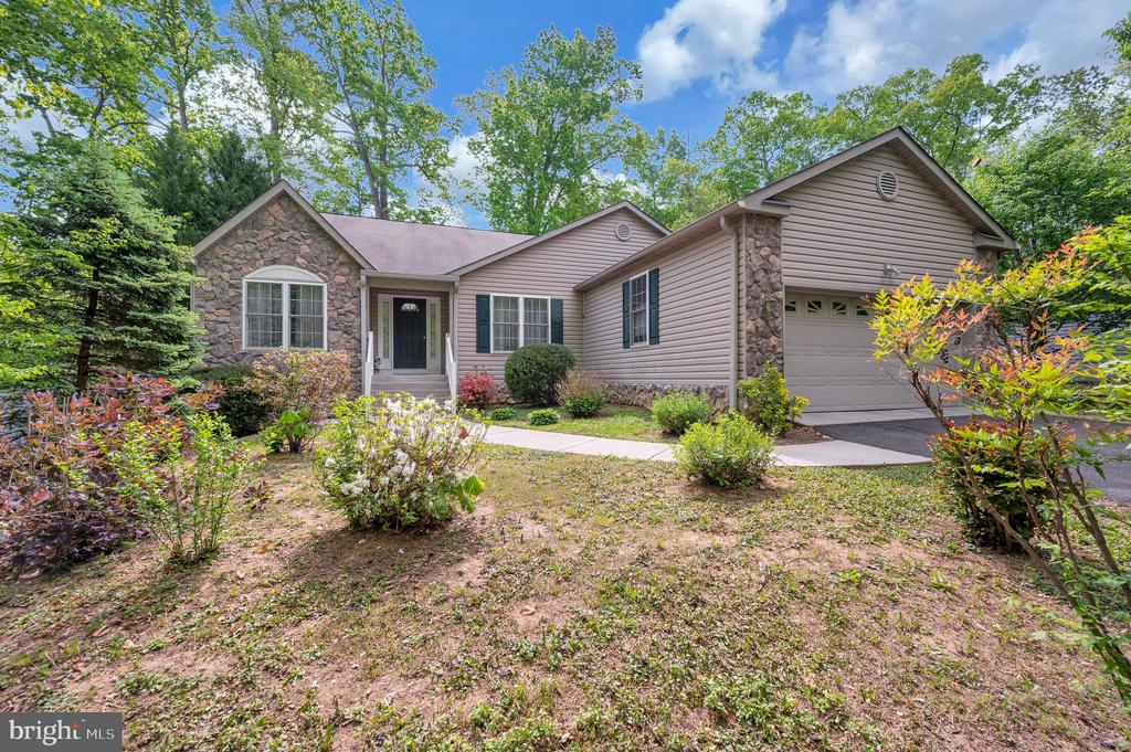 2908 LAKEVIEW PKWY, LOCUST GROVE, Virginia 22508, 3 Bedrooms Bedrooms, ,2 BathroomsBathrooms,Residential,2908 LAKEVIEW PKWY,VAOR2013746 MLS # VAOR2013746