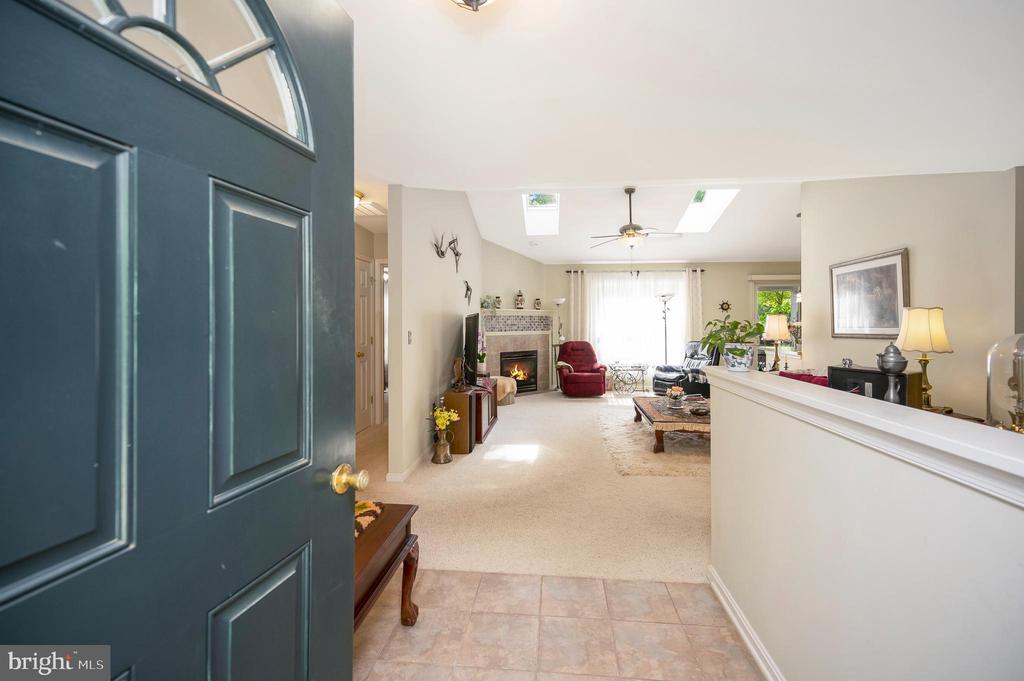 2908 LAKEVIEW PKWY, LOCUST GROVE, Virginia 22508, 3 Bedrooms Bedrooms, ,2 BathroomsBathrooms,Residential,2908 LAKEVIEW PKWY,VAOR2013746 MLS # VAOR2013746