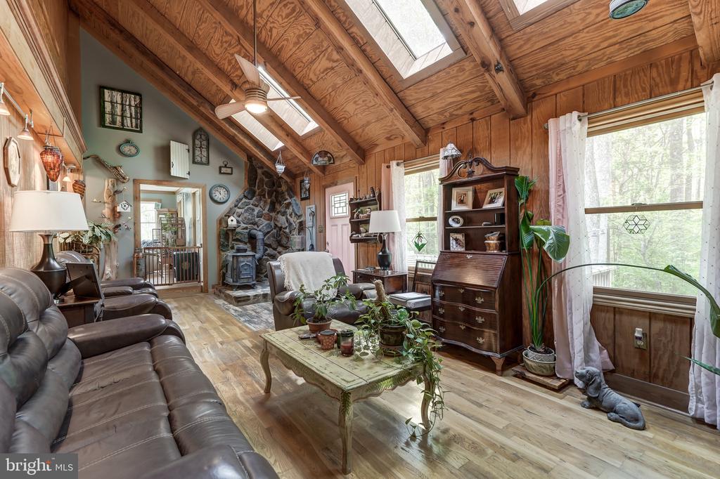 516 APPLE GROVE RD, MINERAL, Virginia 23117, 5 Bedrooms Bedrooms, ,3 BathroomsBathrooms,Residential,516 APPLE GROVE RD,VALA2009766 MLS # VALA2009766