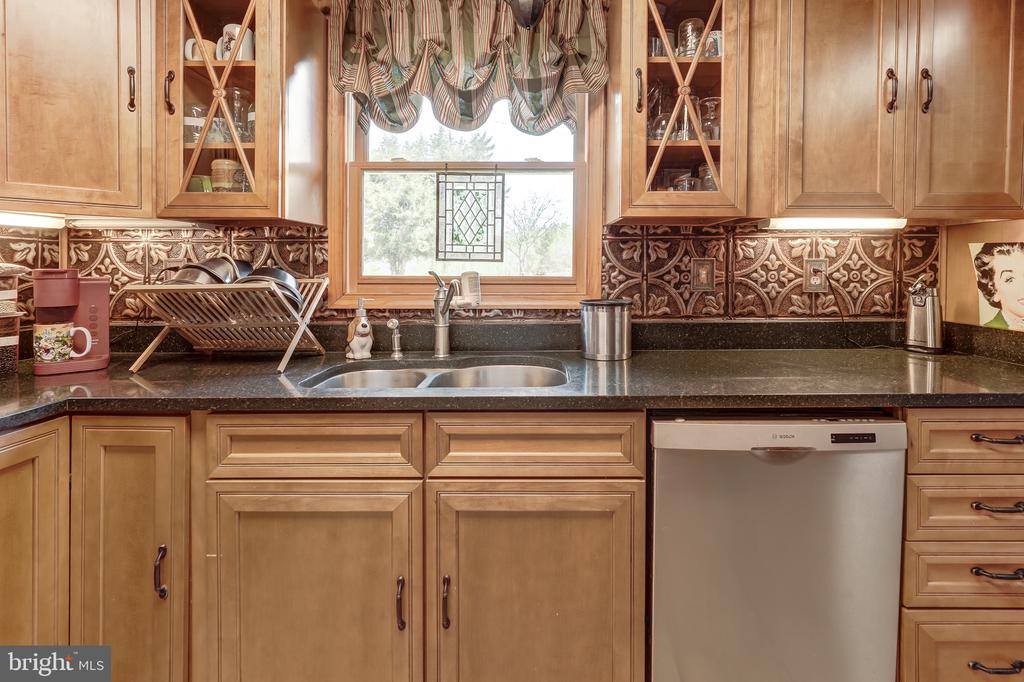 516 APPLE GROVE RD, MINERAL, Virginia 23117, 5 Bedrooms Bedrooms, ,3 BathroomsBathrooms,Residential,516 APPLE GROVE RD,VALA2009766 MLS # VALA2009766
