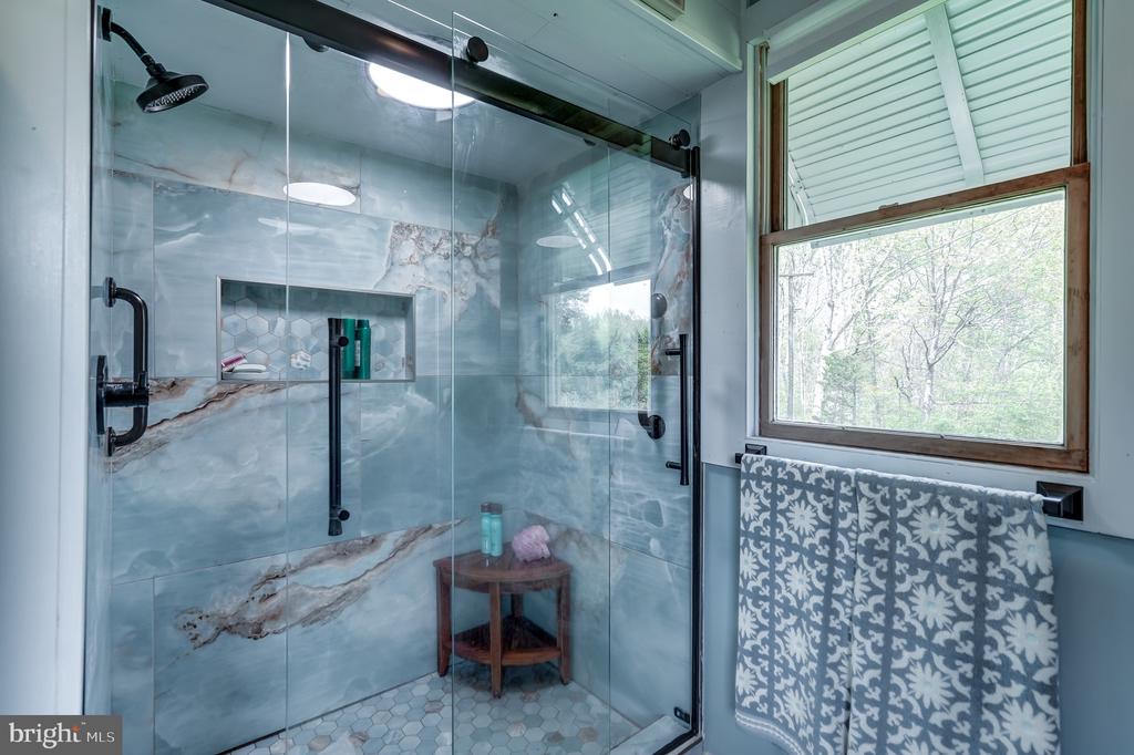 516 APPLE GROVE RD, MINERAL, Virginia 23117, 5 Bedrooms Bedrooms, ,3 BathroomsBathrooms,Residential,516 APPLE GROVE RD,VALA2009766 MLS # VALA2009766