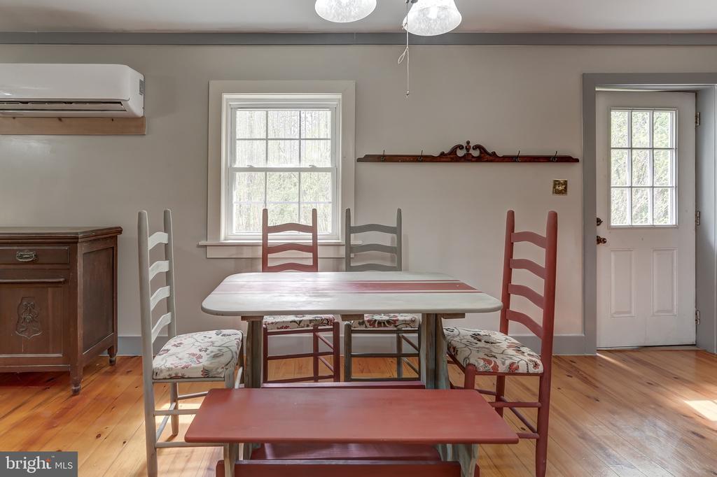 516 APPLE GROVE RD, MINERAL, Virginia 23117, 5 Bedrooms Bedrooms, ,3 BathroomsBathrooms,Residential,516 APPLE GROVE RD,VALA2009766 MLS # VALA2009766