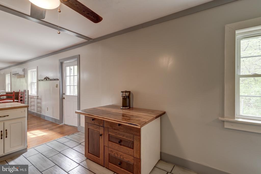 516 APPLE GROVE RD, MINERAL, Virginia 23117, 5 Bedrooms Bedrooms, ,3 BathroomsBathrooms,Residential,516 APPLE GROVE RD,VALA2009766 MLS # VALA2009766